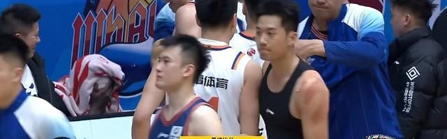 小金体育官方入口-50分狂胜四川稳居第一！卢伟：保持状态回到主场继续打漂亮的比赛